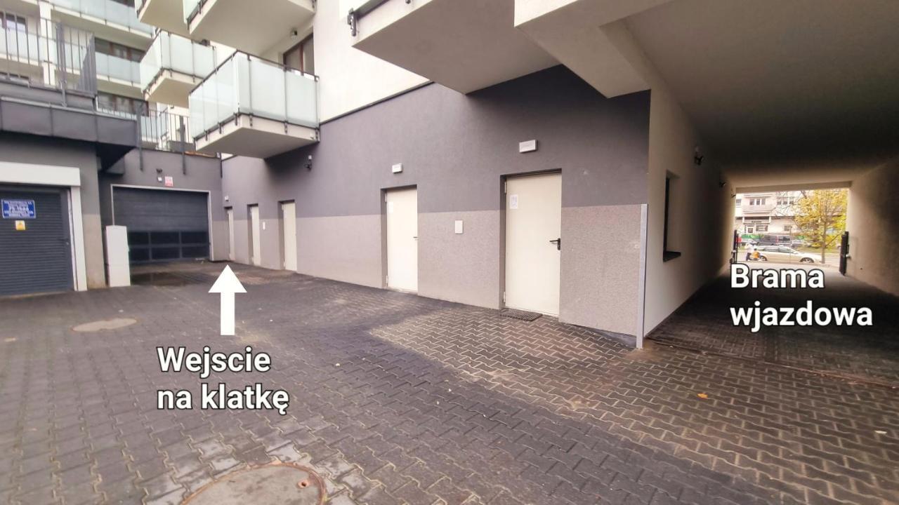 Kopernika 49 *